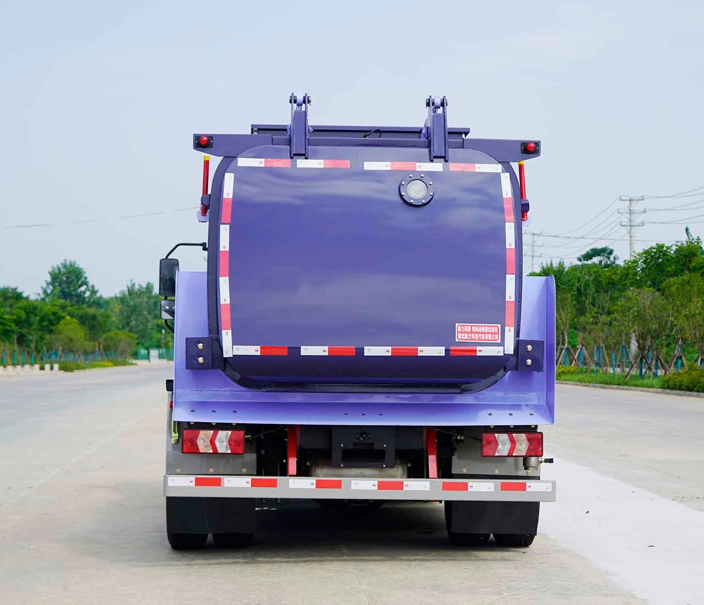 KLF5120TCABEV 纯电动餐厨垃圾车