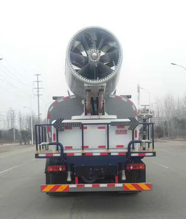 KLF5180TYCBEV 纯电动抑尘车