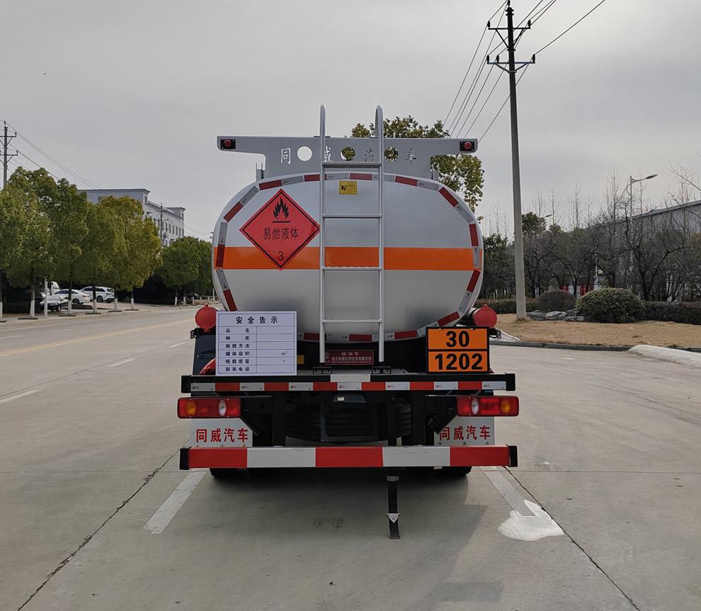 HTW5128GYYEZ6C 运油车