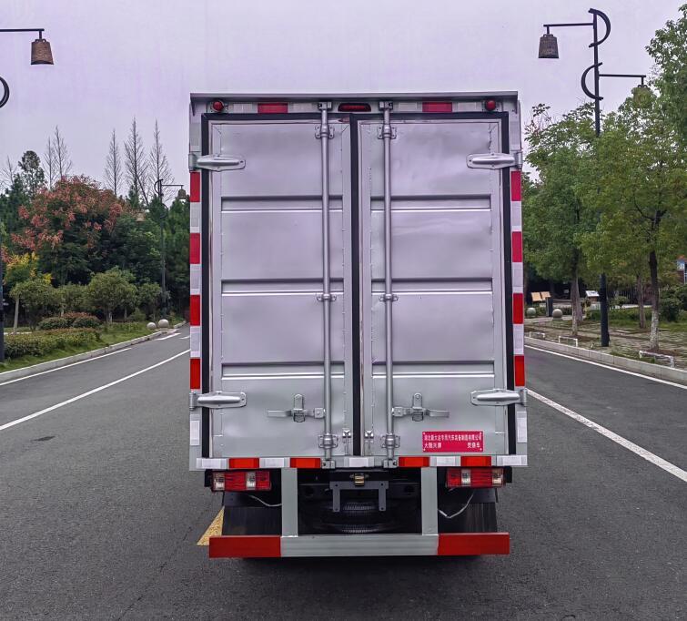 XDY5030XFHS6 焚烧车