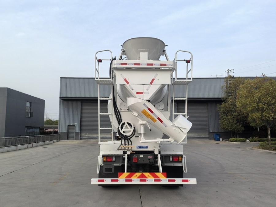TLA5240GJBGB 混凝土搅拌运输车