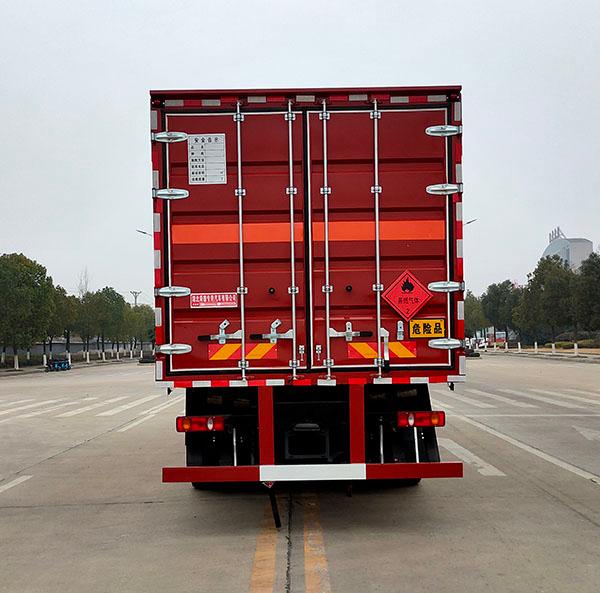 SDS5264XRQDF6 易燃气体厢式运输车