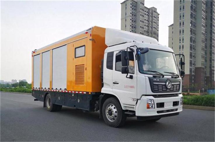 路面养护车