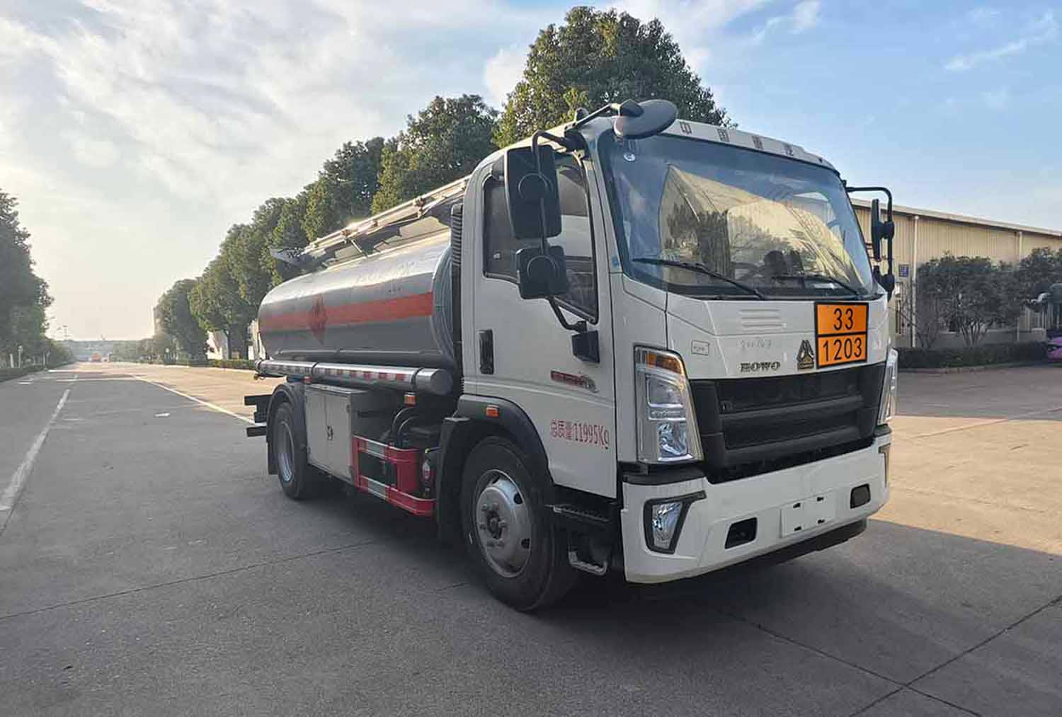 加油车