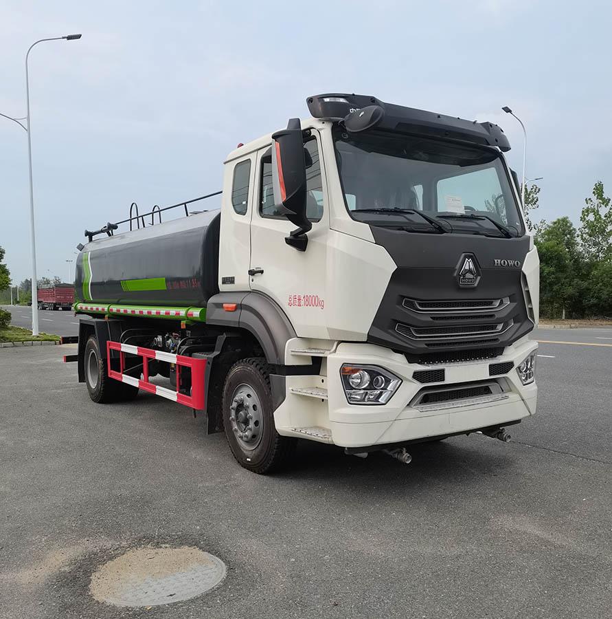 绿化喷洒车