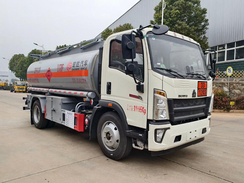 加油车