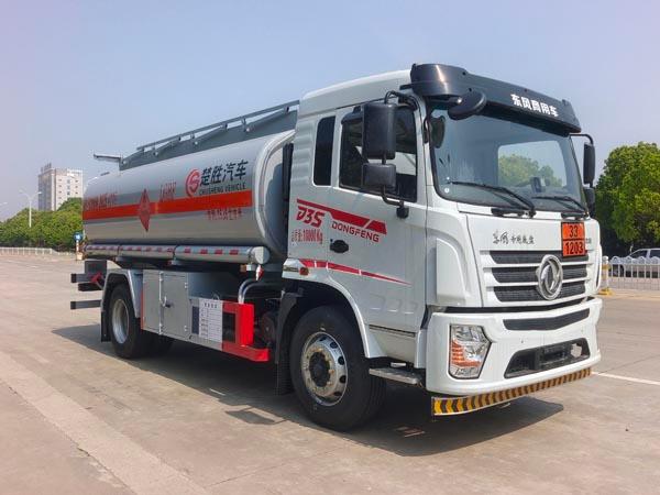 运油车