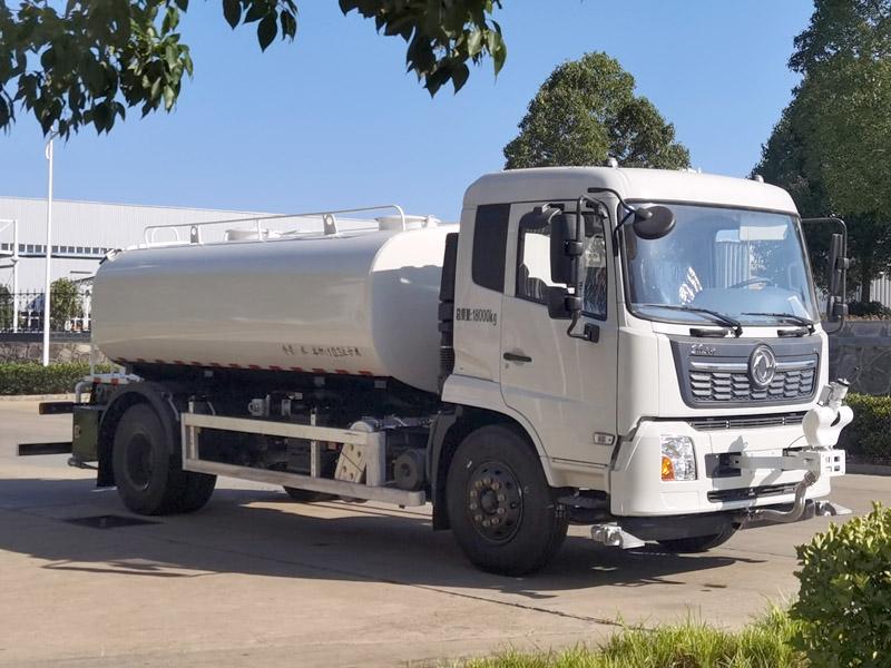 洒水车