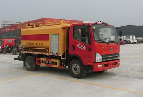 清洗吸污车