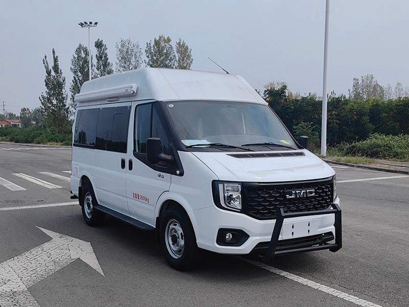 宿营车
