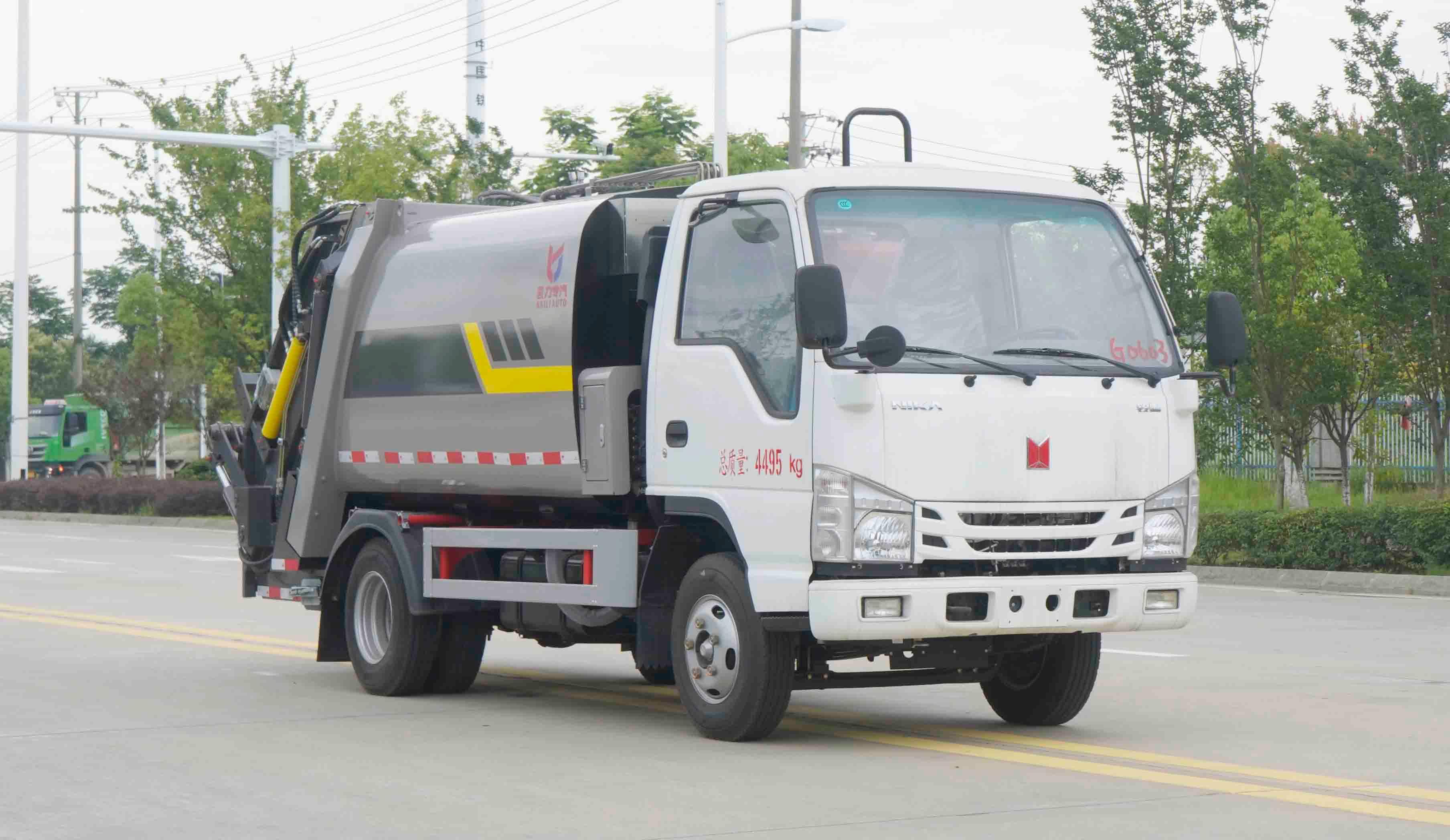 压缩式垃圾车