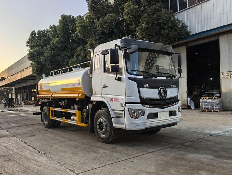 隧道清洗车