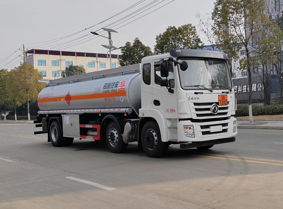 运油车