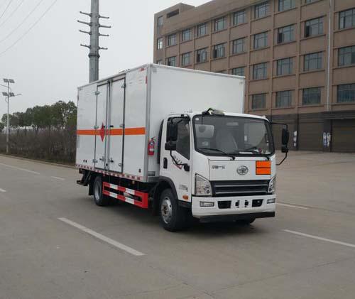 易燃液体厢式运输车