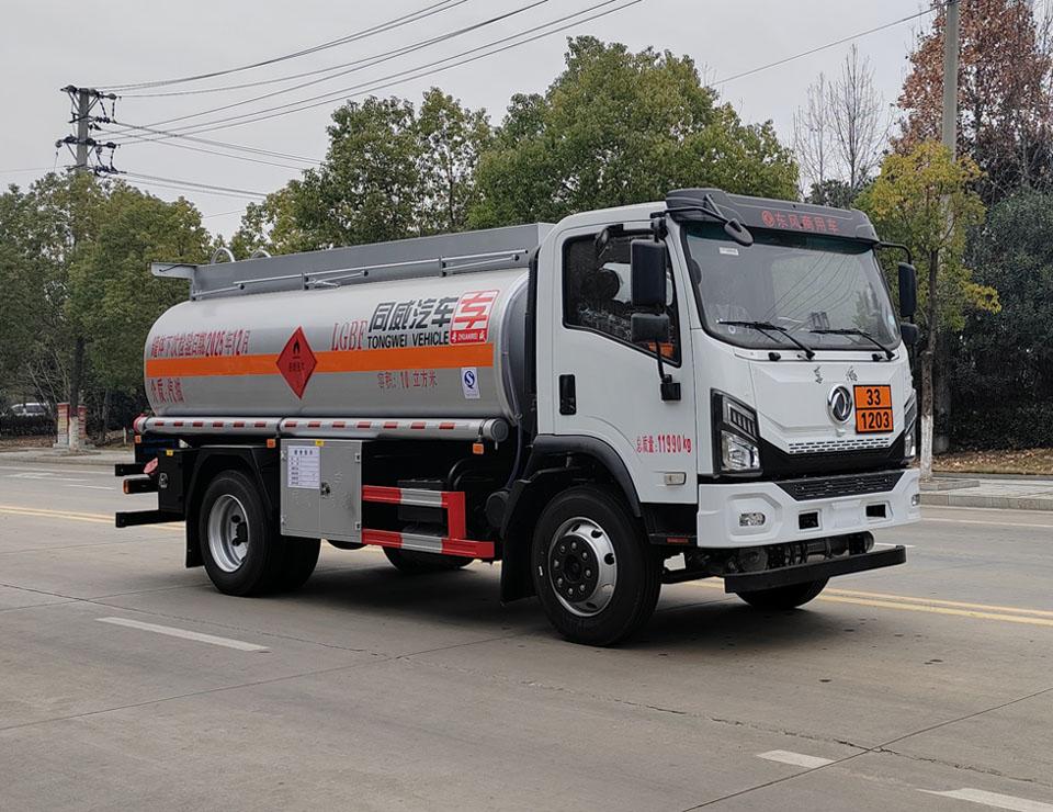 加油车