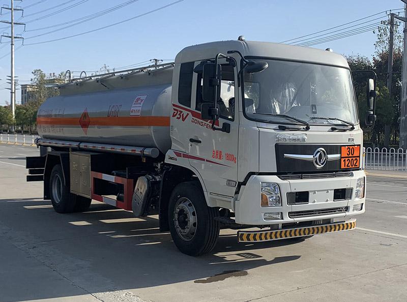 运油车