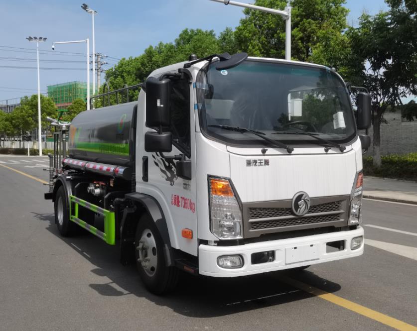 绿化喷洒车