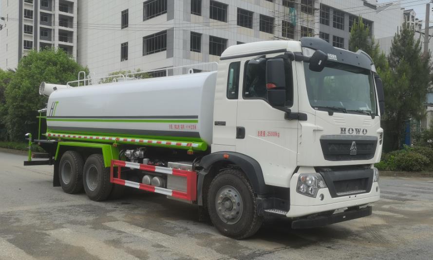 多功能抑尘车