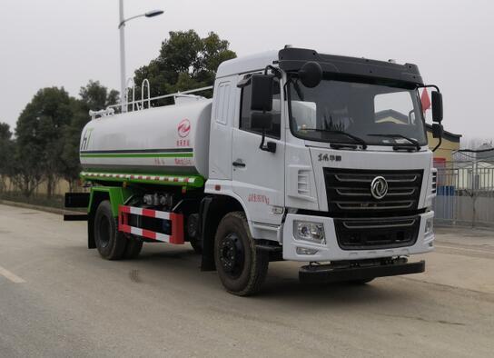 洒水车