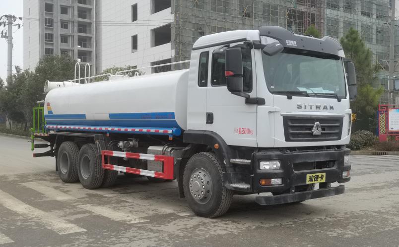 绿化喷洒车
