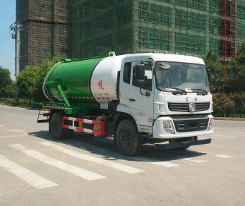 吸污车