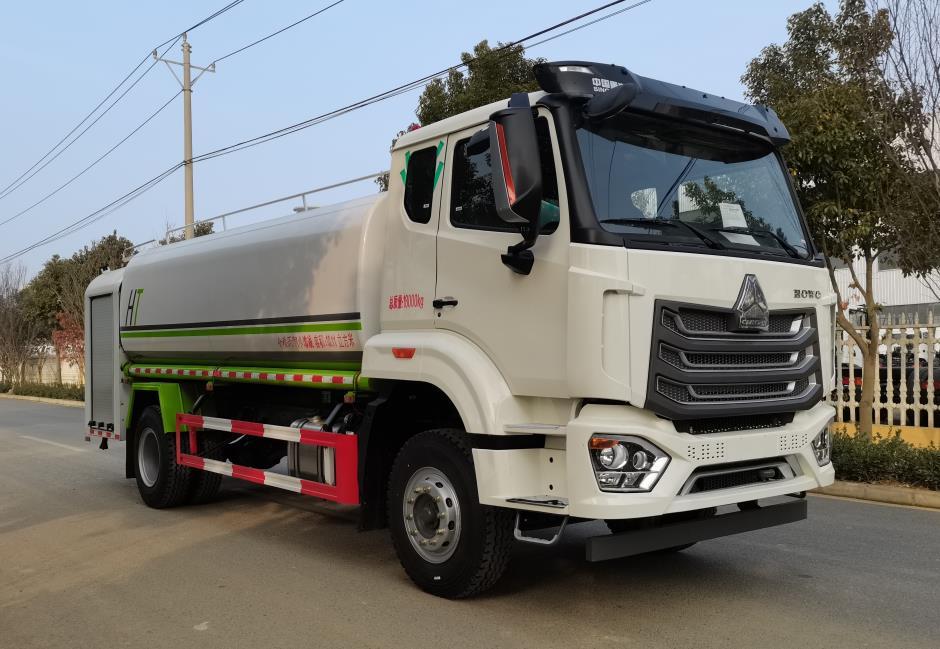 绿化喷洒车