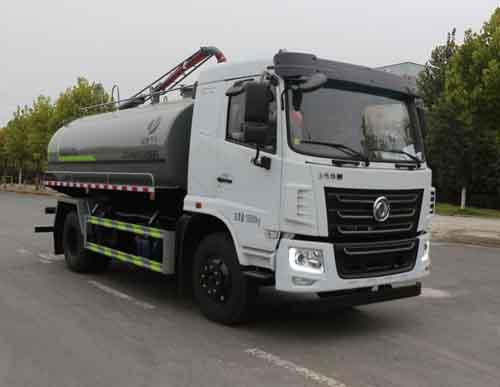 吸粪车
