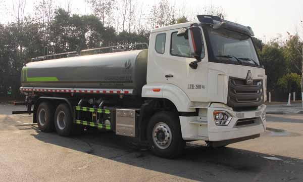 绿化喷洒车