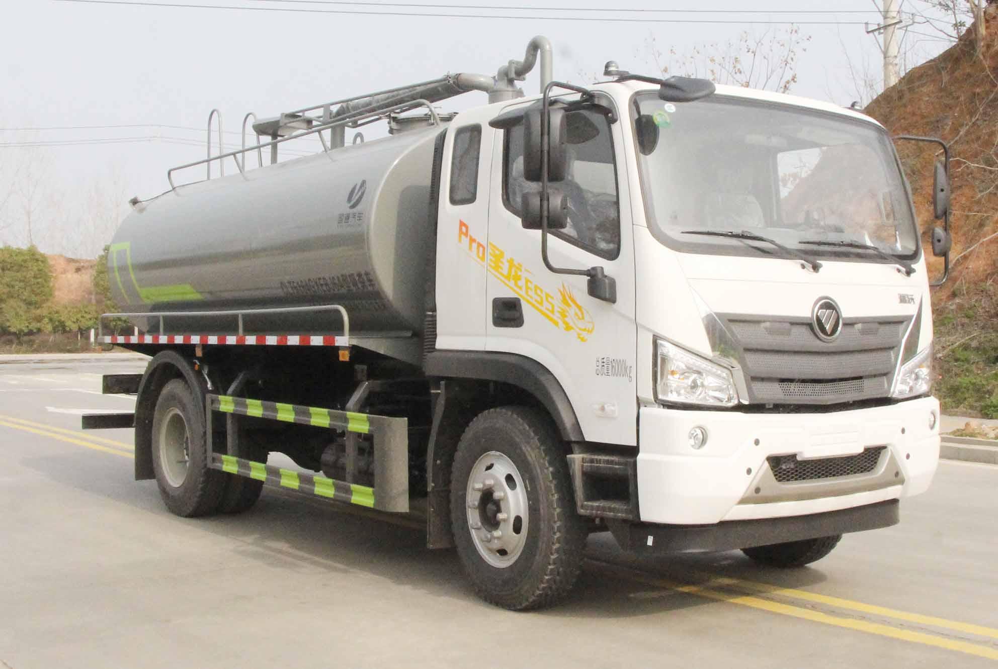 吸粪车