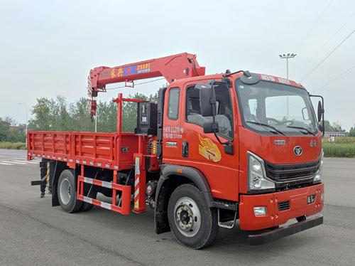 随车起重运输车