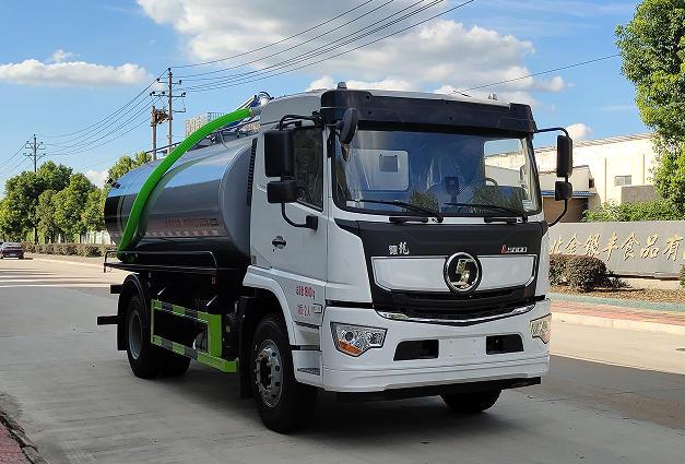 吸粪车