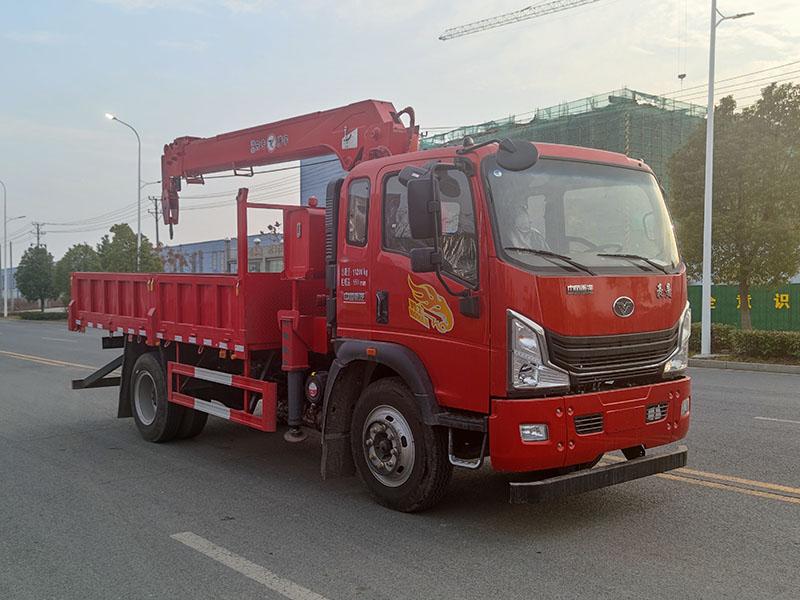随车起重运输车