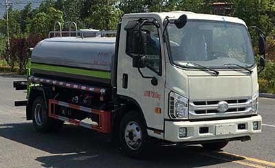 绿化喷洒车