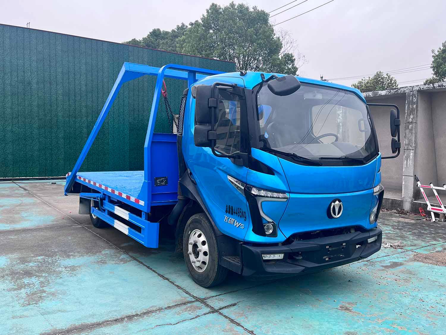 摆臂式垃圾车