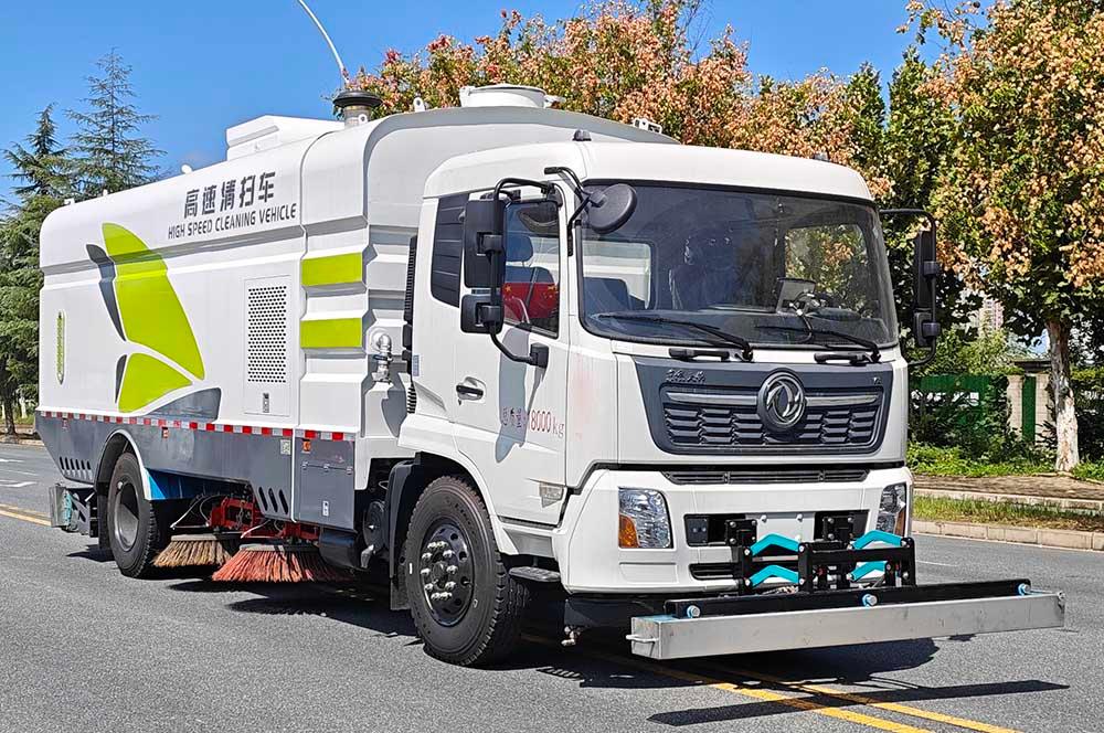扫路车