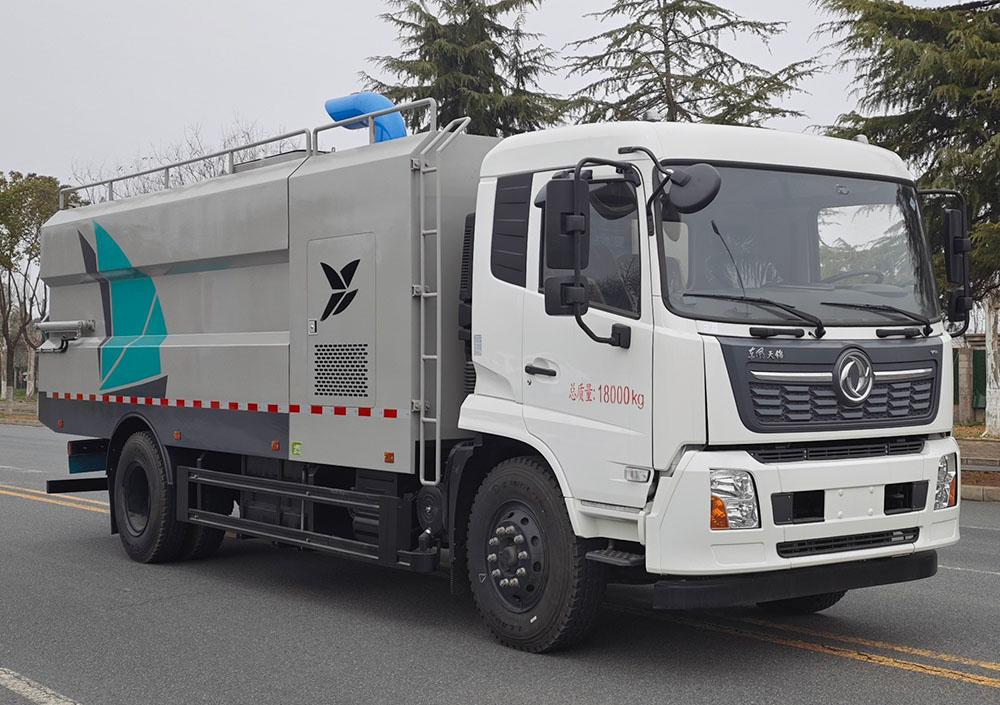 扫路车
