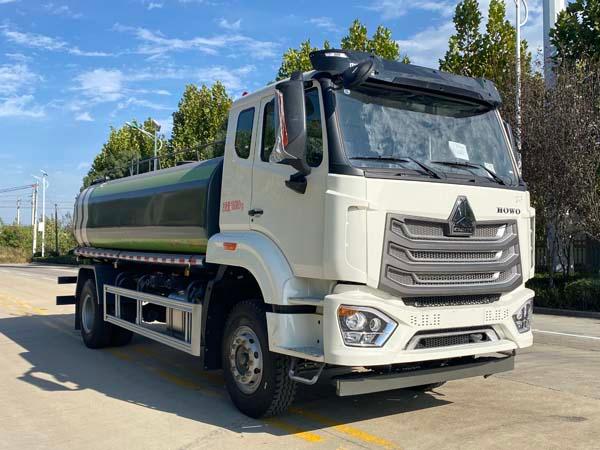 绿化喷洒车
