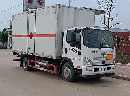 易燃液体厢式运输车