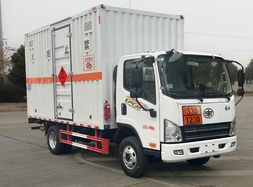 易燃液体厢式运输车