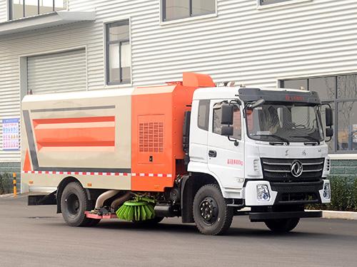 吸尘车