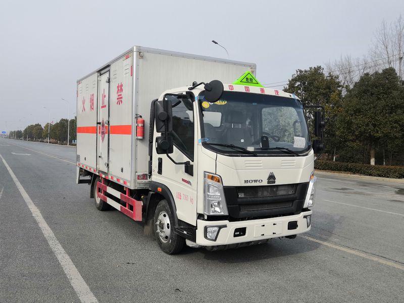 易燃固体厢式运输车
