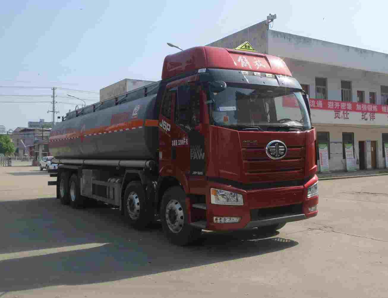 运油车