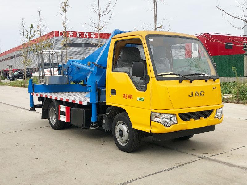 高空作业车